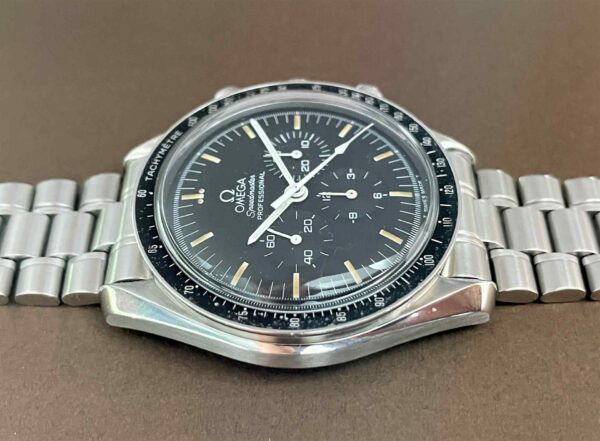 Omega_Speedmaster_Moonwatch_Tritium_dial_Serviced_chronoscope_collector_watches
