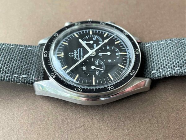 Omega_Speedmaster_Professional_Straight_Writing_chronoscope_collector_watches