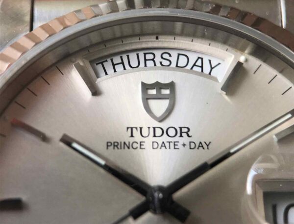 Tudor_Date_Day_76214_chronoscope_collector_watches