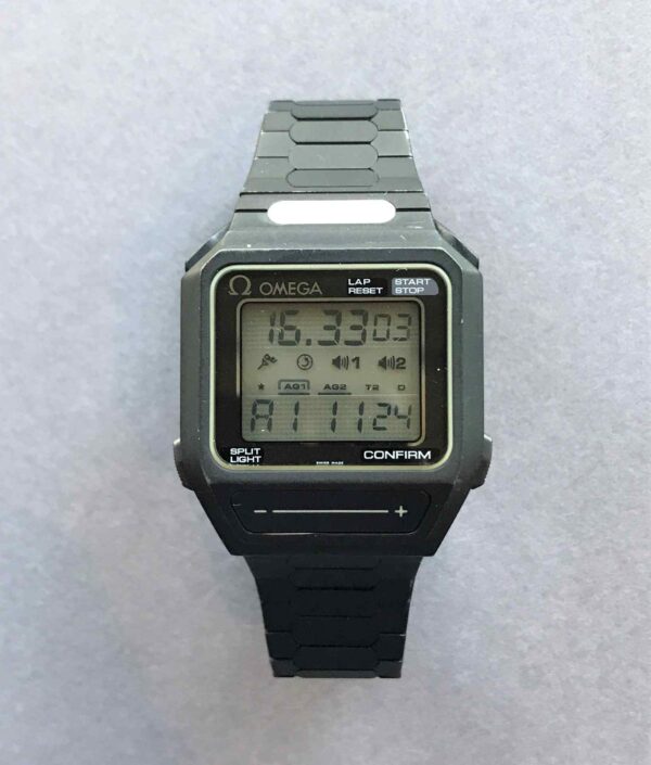 _Sensorquartz_Ref_1640_black_case_chronoscope_collector_watches_9