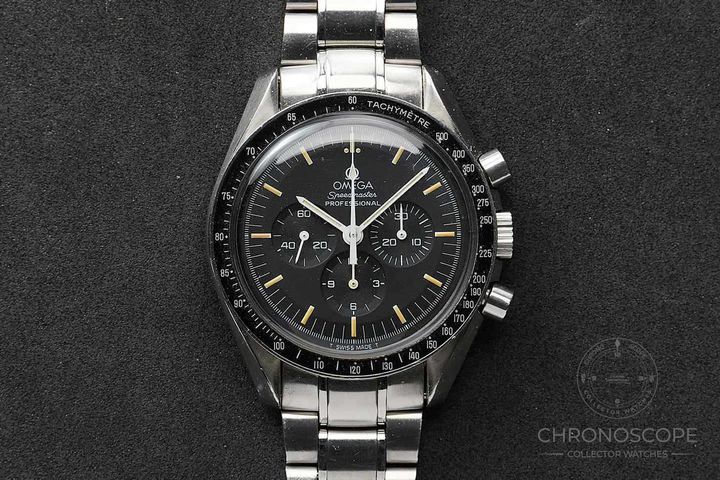 Omega_Speedmaster_Professional_Moonwatch_tritium_dial_1997_chronoscope_collector_watches-
