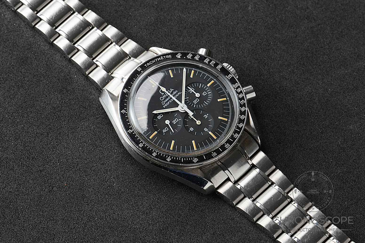 Omega_Speedmaster_Professional_Moonwatch_tritium_dial_1997_chronoscope_collector_watches