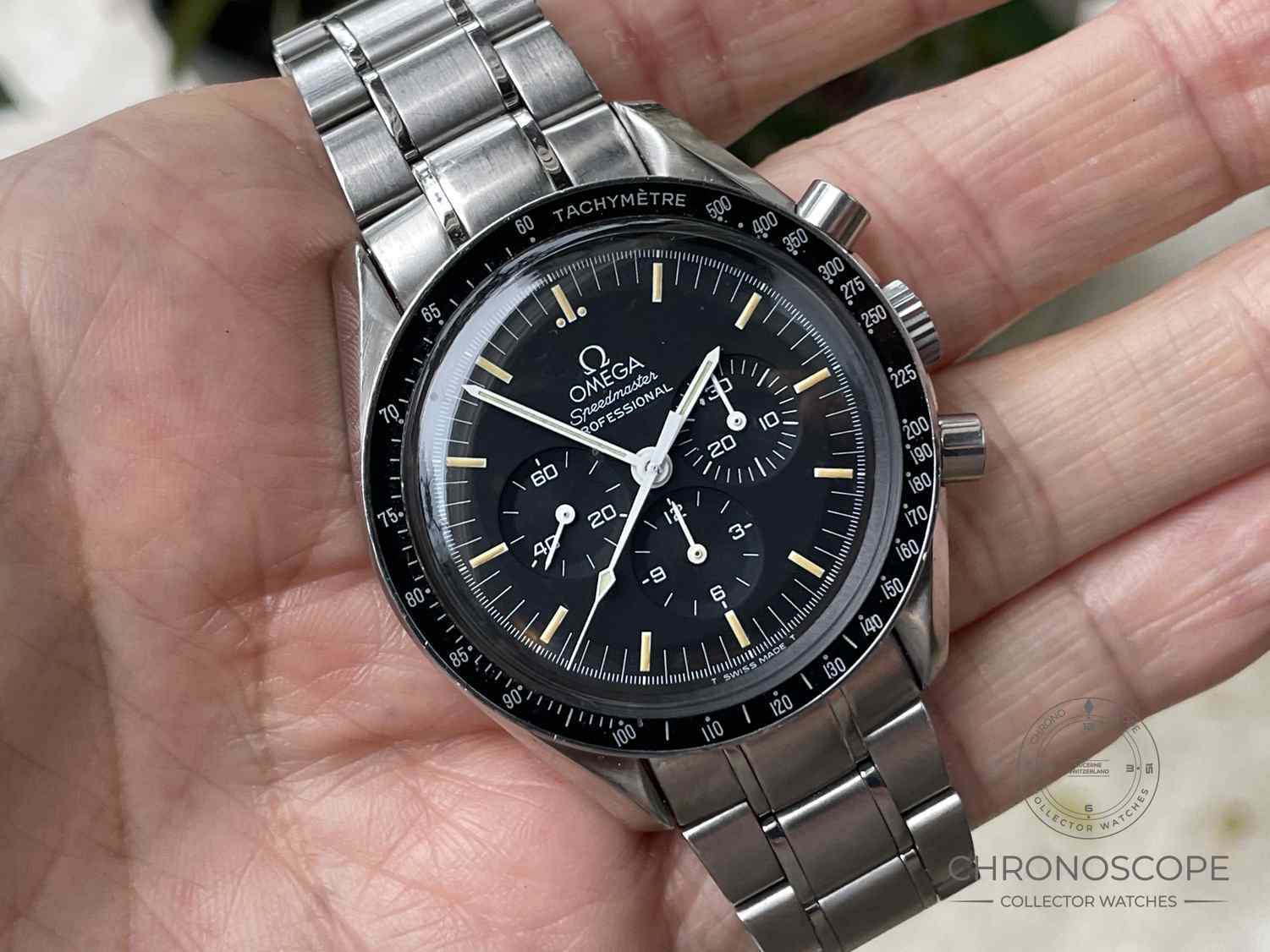 Omega_Speedmaster_Professional_Moonwatch_tritium_dial_1997_chronoscope_collector_watches