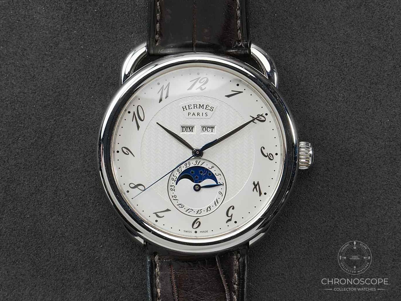 Hermes_Arceau_Grande_Lune_Reference_AR8_810_chronoscope_collector_watches