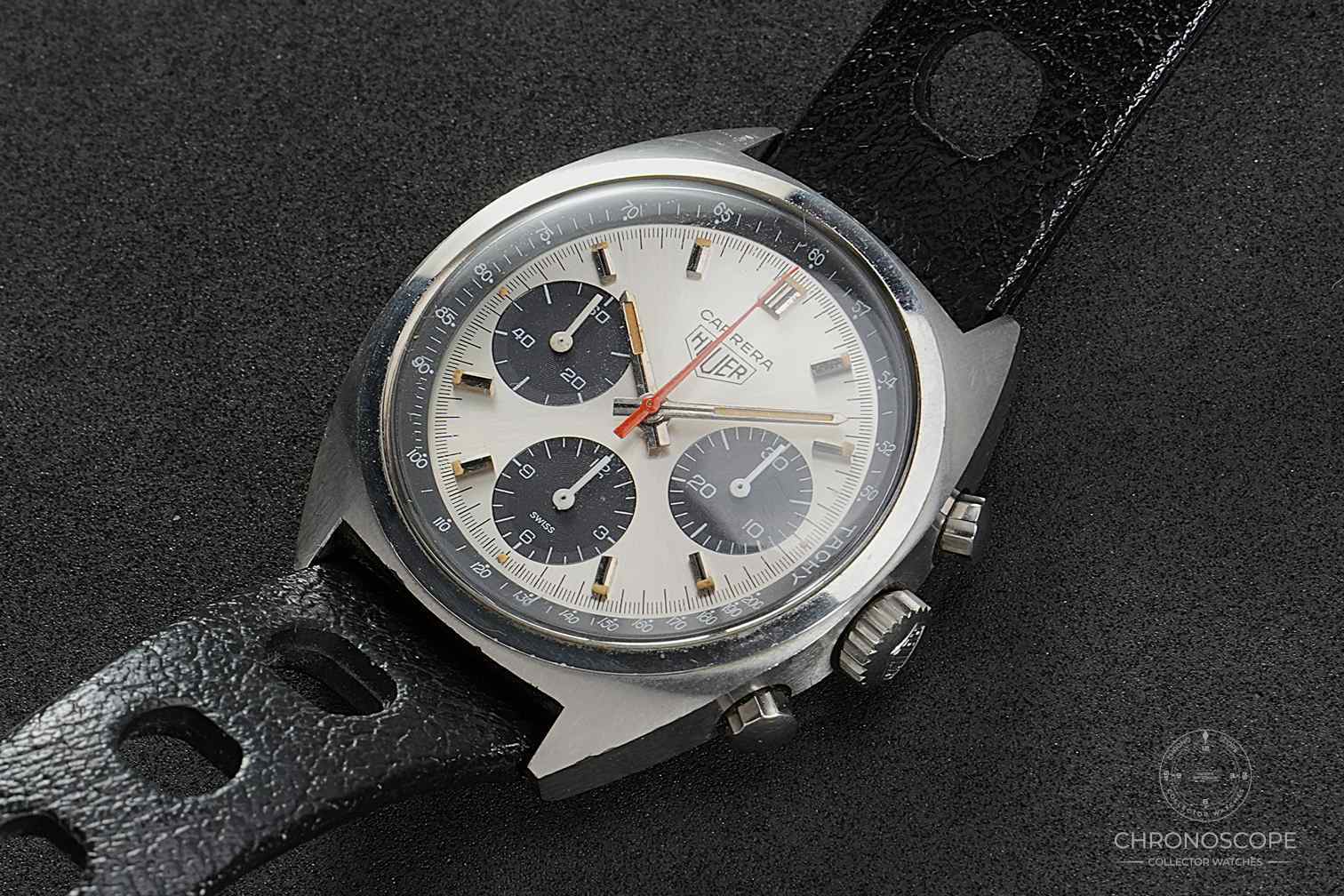 SOLD - Heuer Carrera Vintage Chronograph Ref. 73653S, tropical strap - Image 4