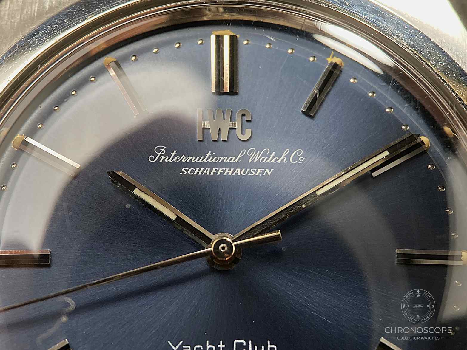IWC Yacht Club original blue dial & steel bracelet - Image 17