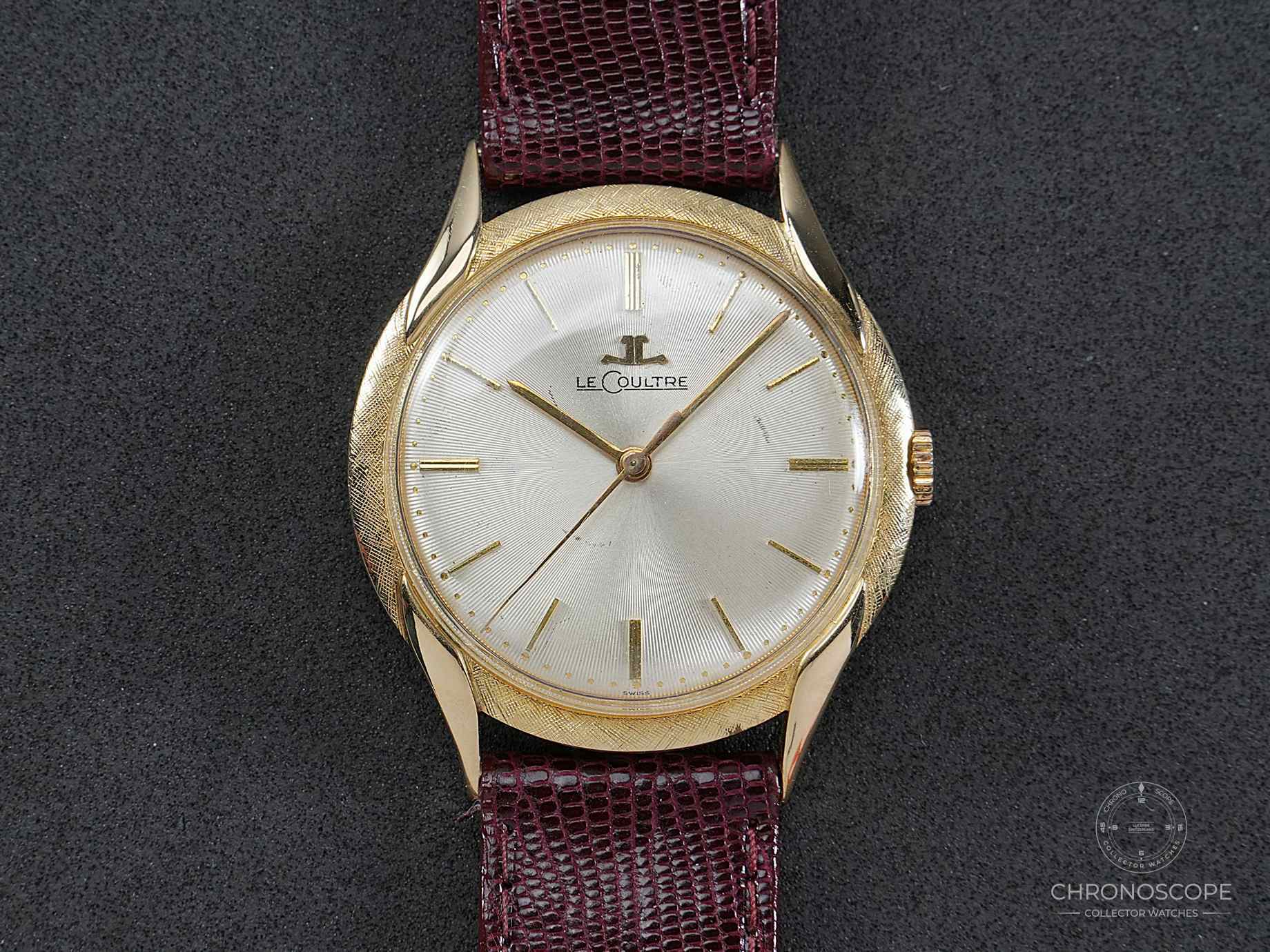 LeCoultre_14k_Yellow_Gold_Dress_Watch_Florentine_Case_and_Fancy_Lugschronoscope_collector_watches