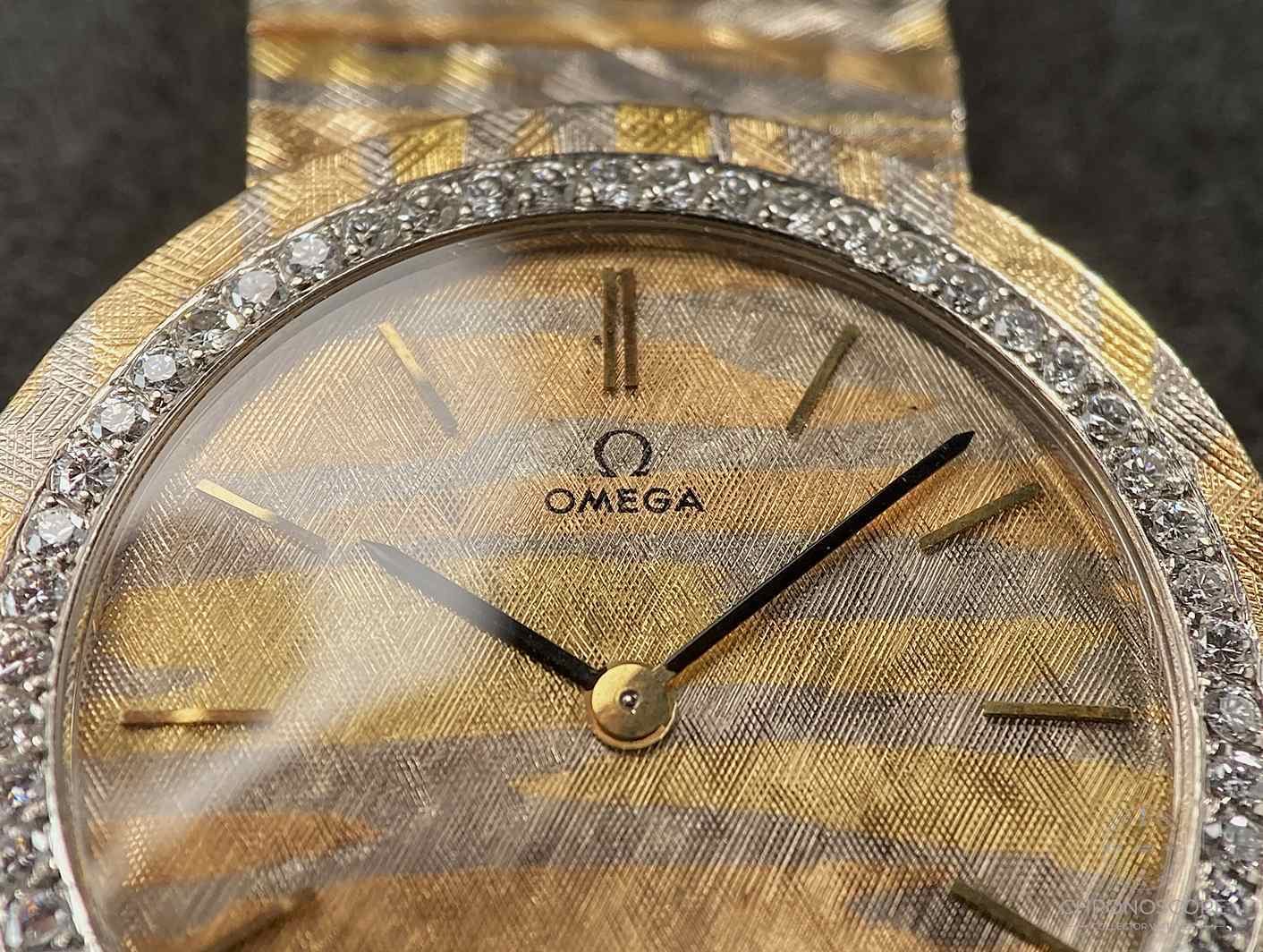 Omega Vintage “Trigold” Ultra Silm In 18k Yellow Gold, serviced - Image 15