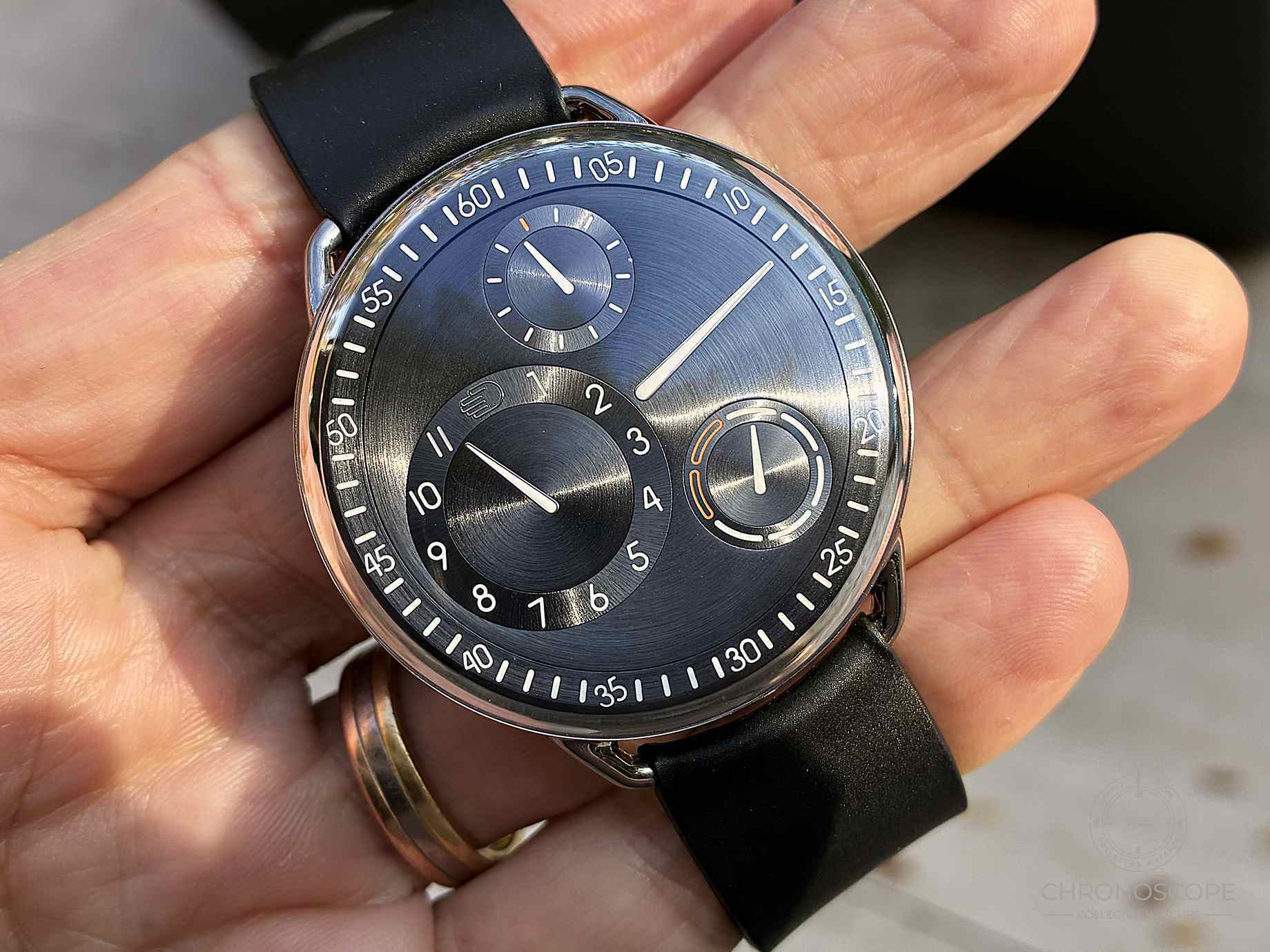 SOLD - Ressence Typ 1N mint condition, two original spare straps - Image 2