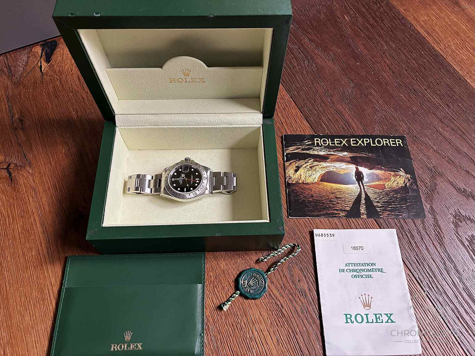 SOLD - Rolex Explorer II tritium dial sold 1998 in Spain, box and papers - Image 15