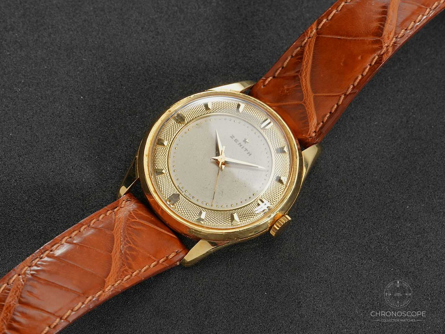 RESERVED - Zenith vintage 18k gold dress watch from 1956  - Image 3