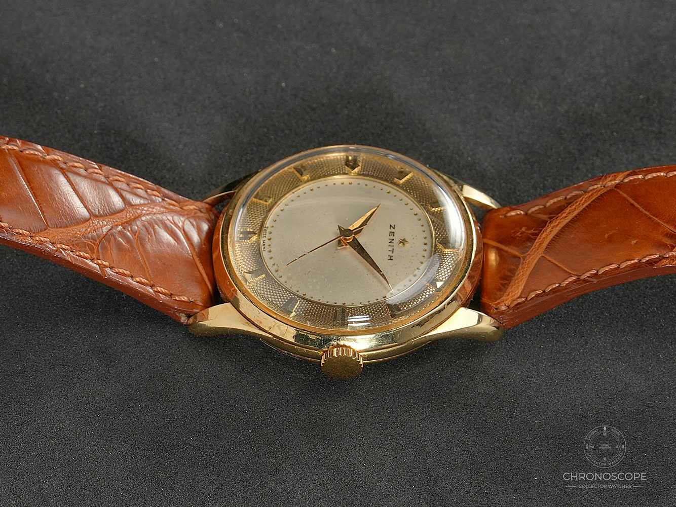 RESERVED - Zenith vintage 18k gold dress watch from 1956  - Image 4