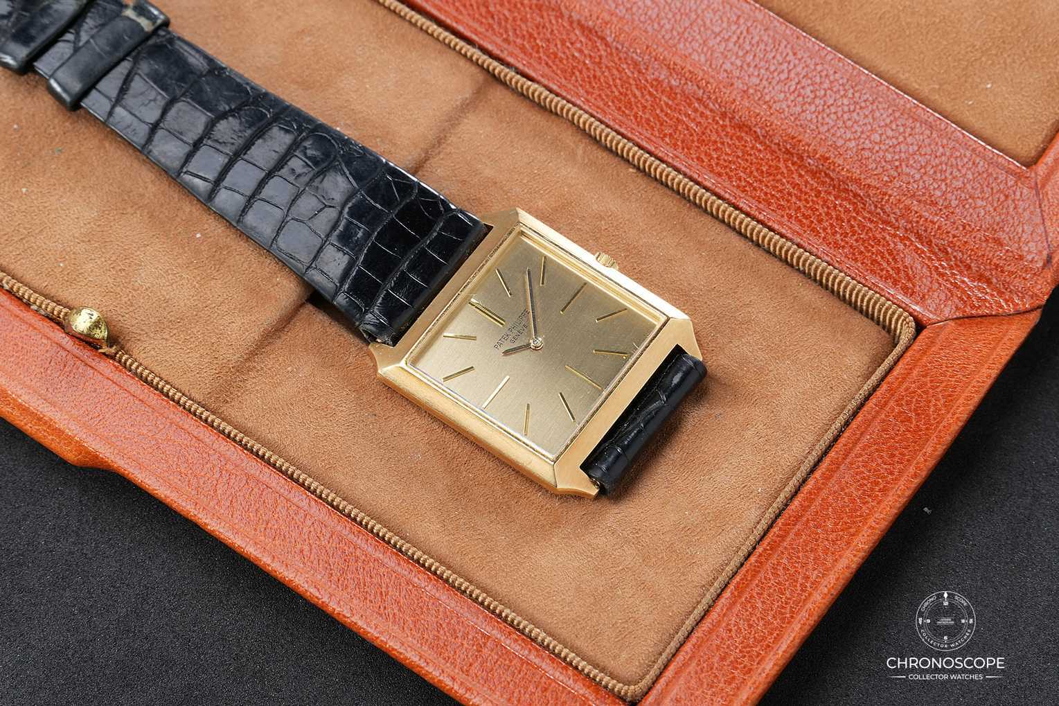 18k Yellow Gold Patek Philippe Gondolo Reference 3526, First Owner Watch with Orignal Box, Serviced – Bild 10