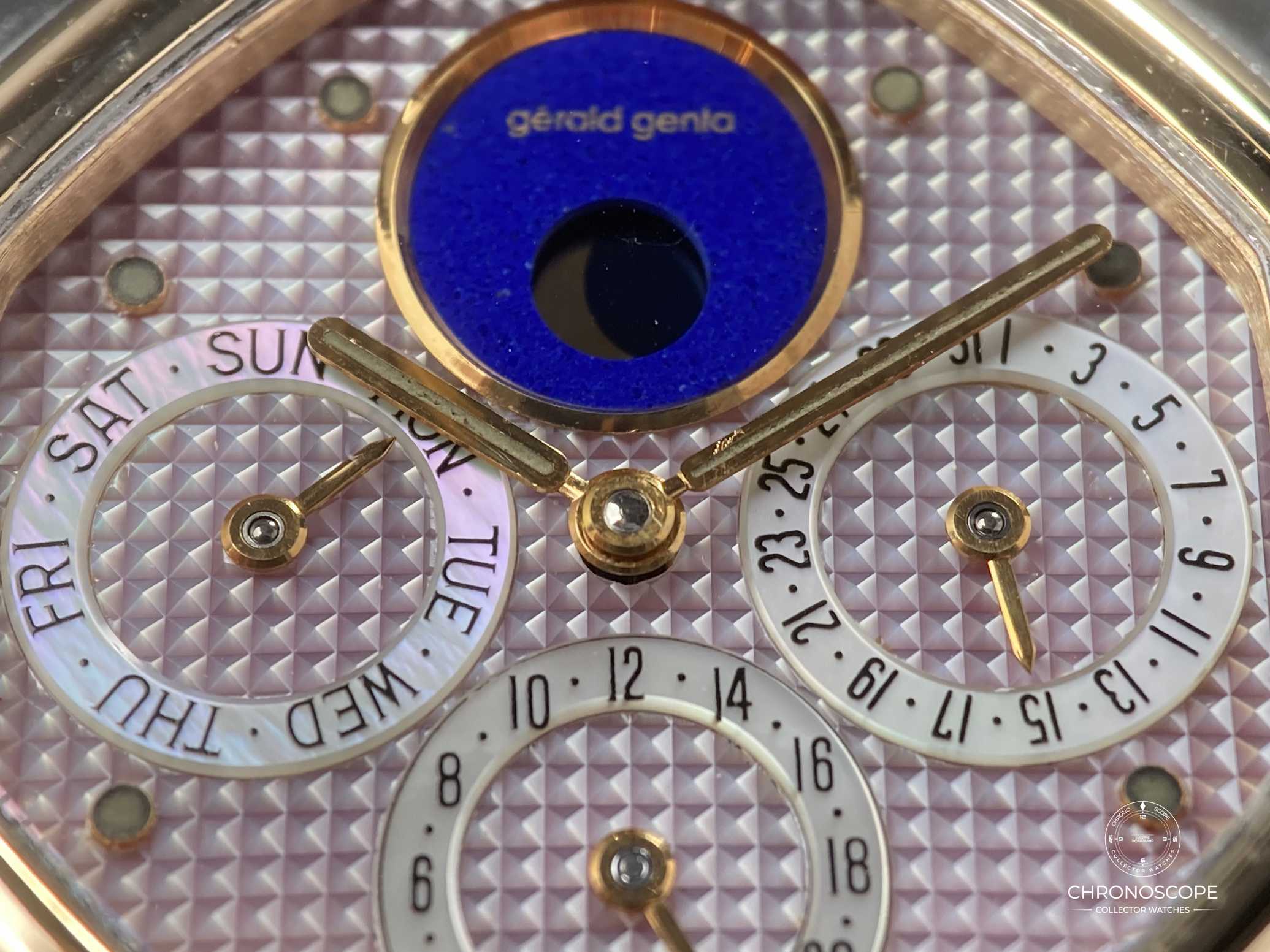 Gerald Genta Octo Calendar Reference G.2983.7 guilloché mother of pearl dial - Image 11