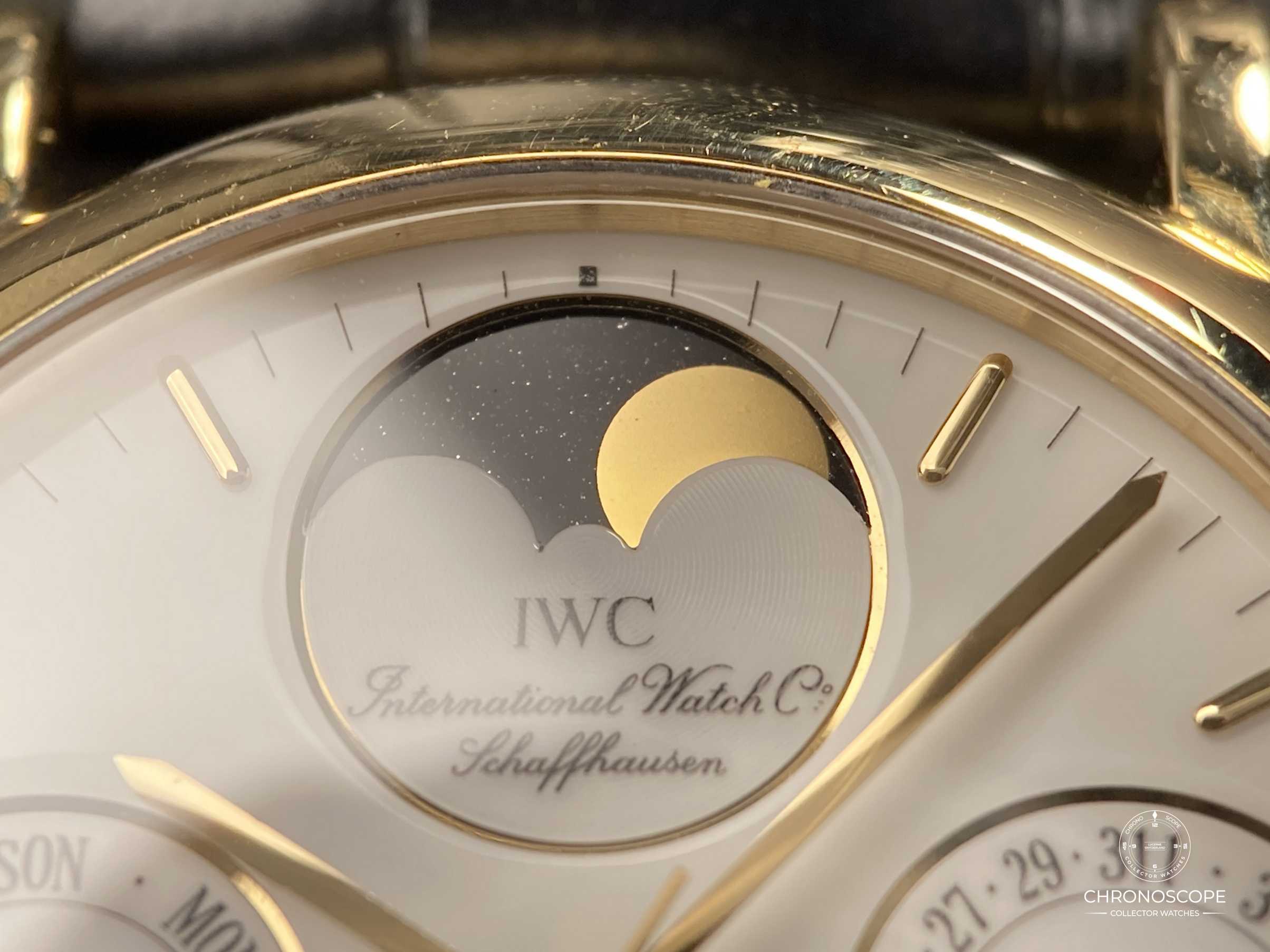 IWC Portofino Perpetual Calendar in 18k gold, enamel dial,  IWC Service, first owner watch - Image 6