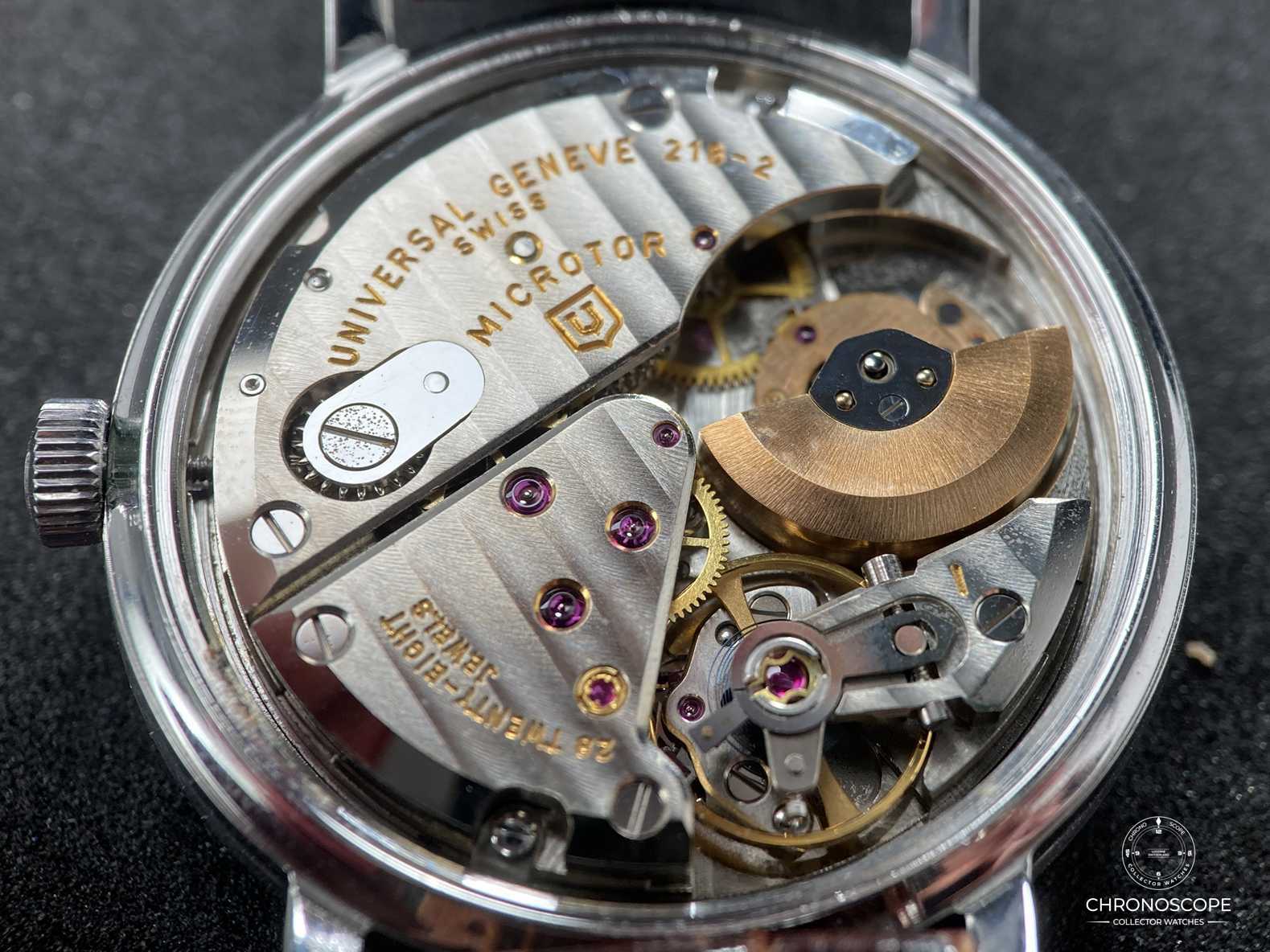 Universal Genève Polerouter Date Reference 204604-9 -  original box and buckle available - Image 7
