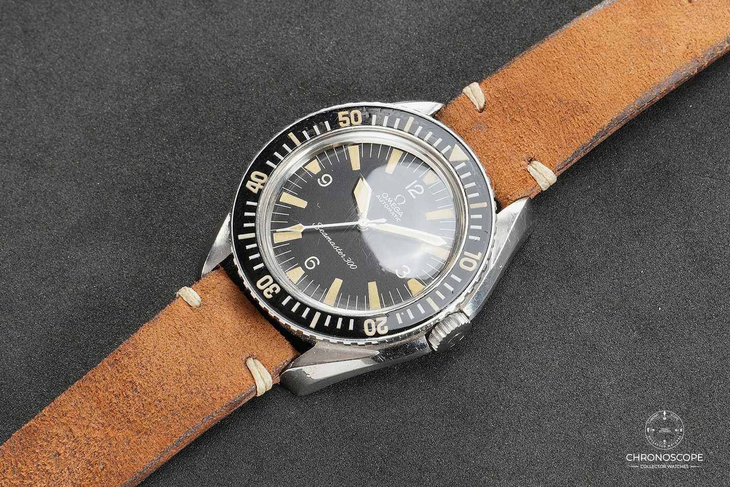 Omega Seamaster 300 Reference 165.024-64 “Sword Hands” - Image 5
