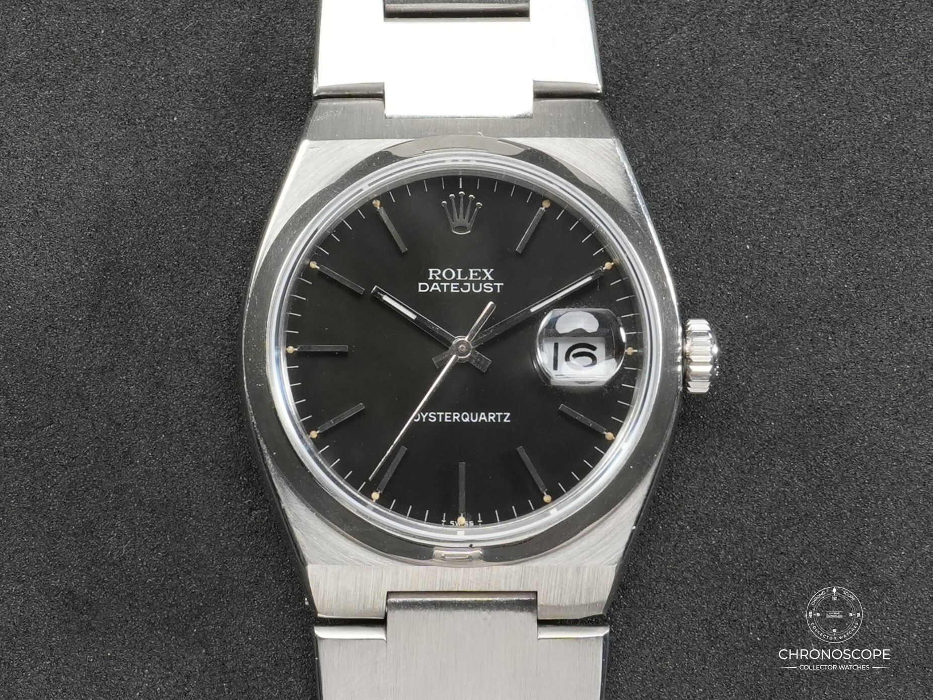 rolex_oysterquartz_reference_17000_mint_black_dial_bracelet_chronoscope_collector_watches