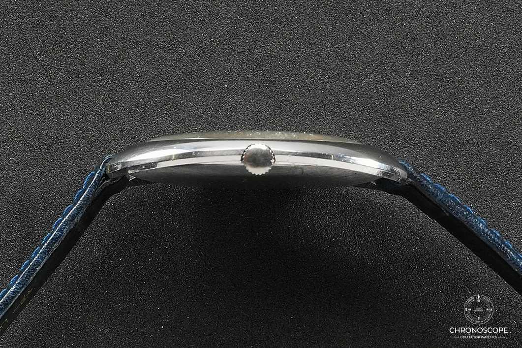 Universal Genève White Shadow Ultra Slim “Starry Night” Reference  842119 – Bild 12