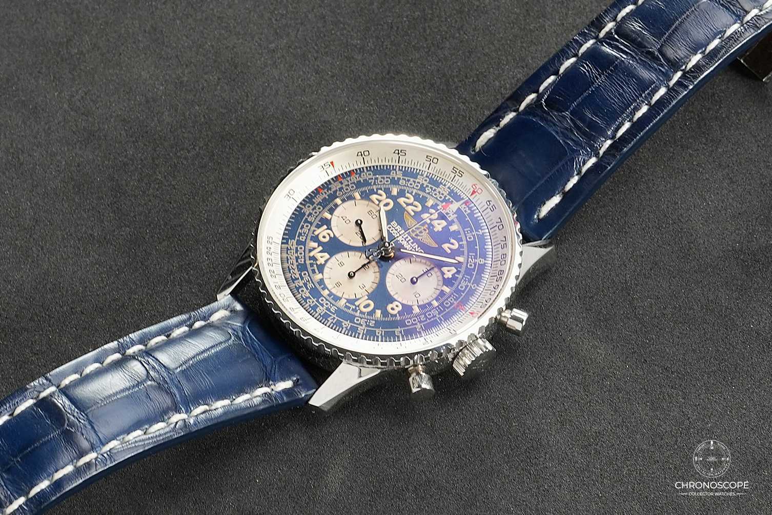 Breitling Navitimer Cosmonaute Série Spéciale ref. A12023, perfect tritium dial - Image 4