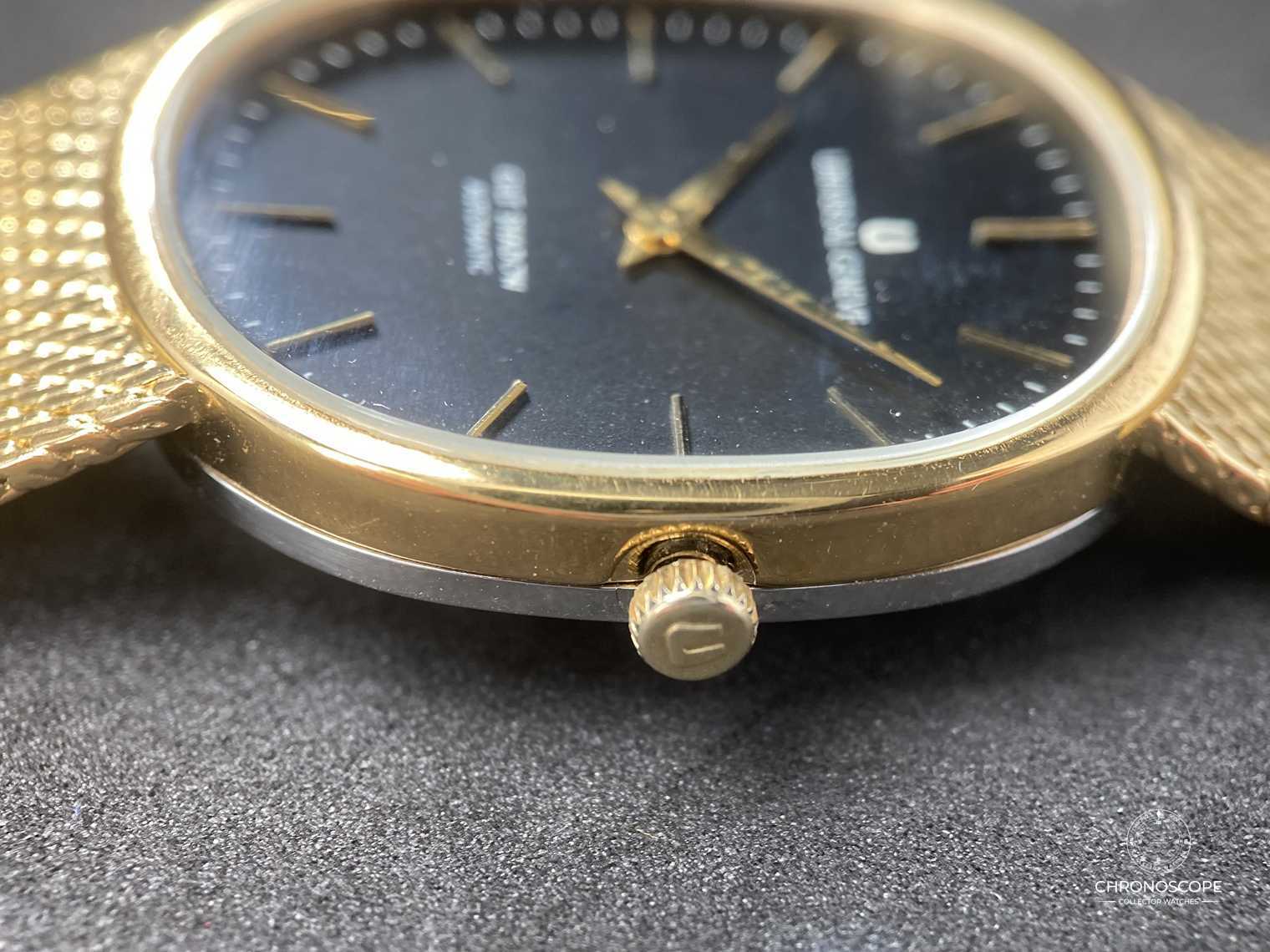 Universal Geneve Gilt Shadow Ellipse Reference 566051 - Image 13