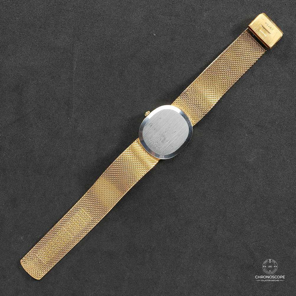 Universal Geneve Gilt Shadow Ellipse Reference 566051 - Image 6