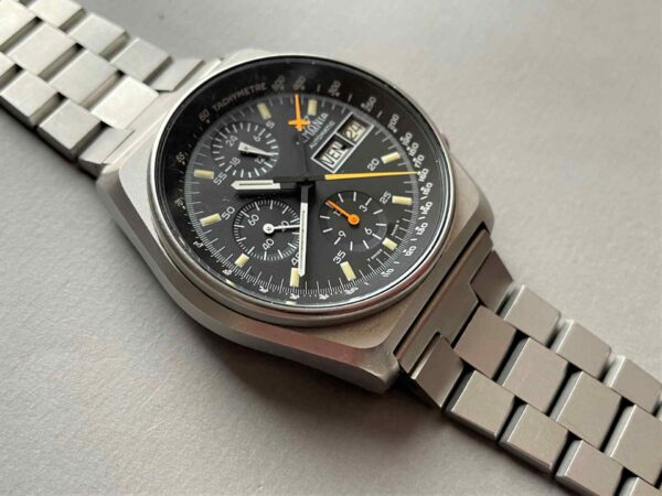 Lemania_Vintage_Lemania_5100_military_chronoscope_collector_watches