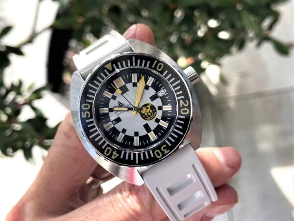 Synchron_Poseidon_Ice_Diver_chronoscope_collector_watches